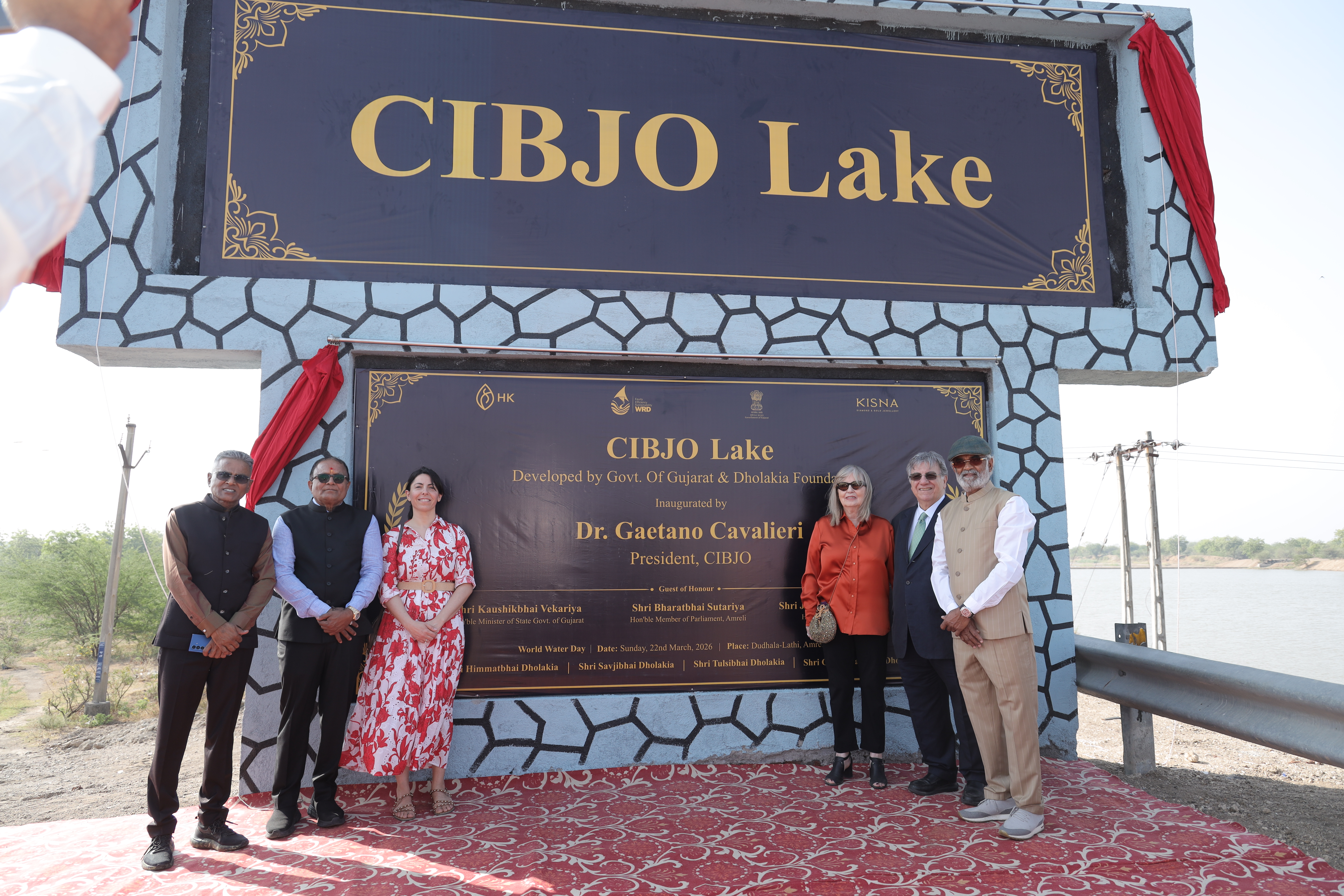 CIBJO_Lake_1.JPG