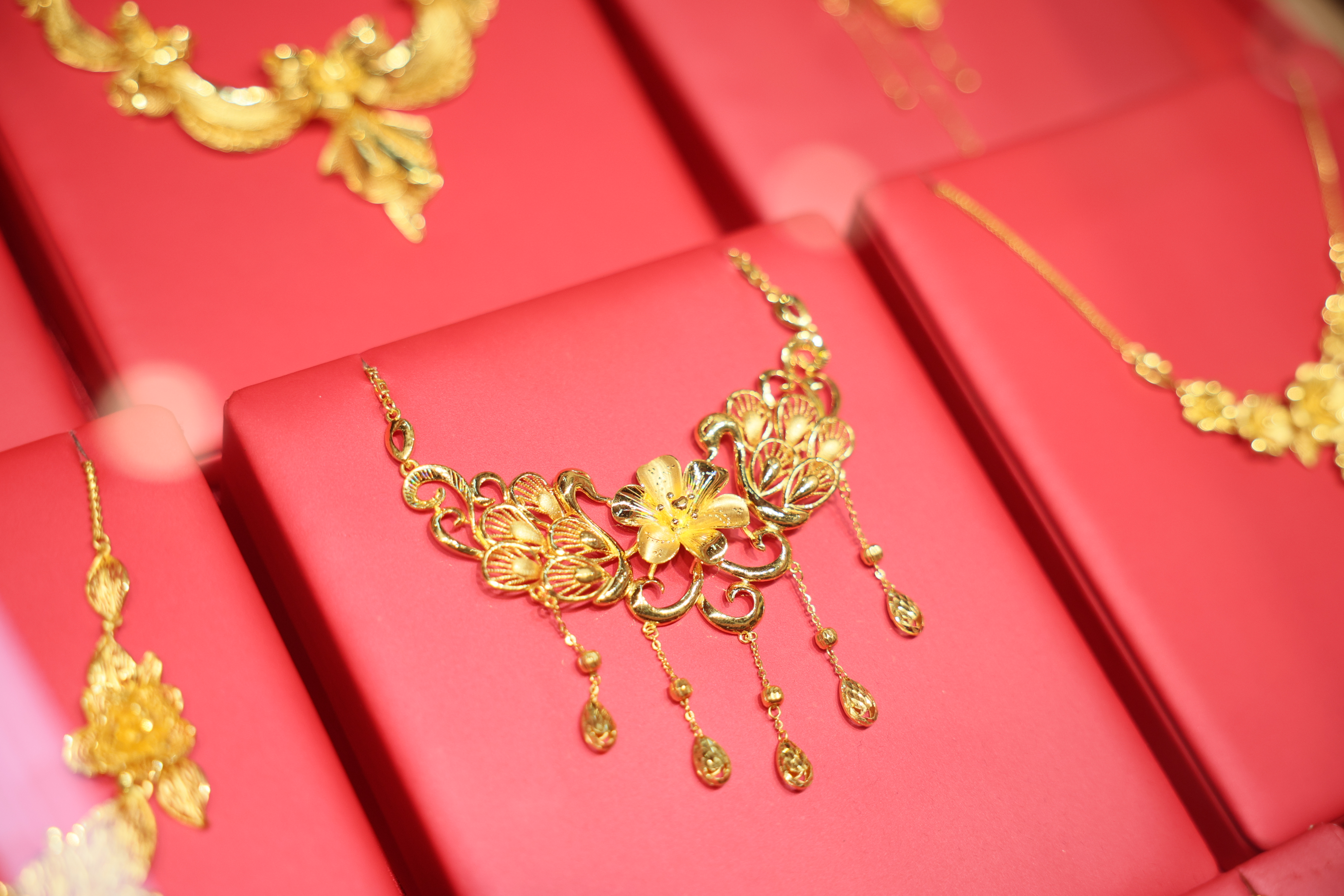 HKTDC_twin_jewellery_show_6.JPG